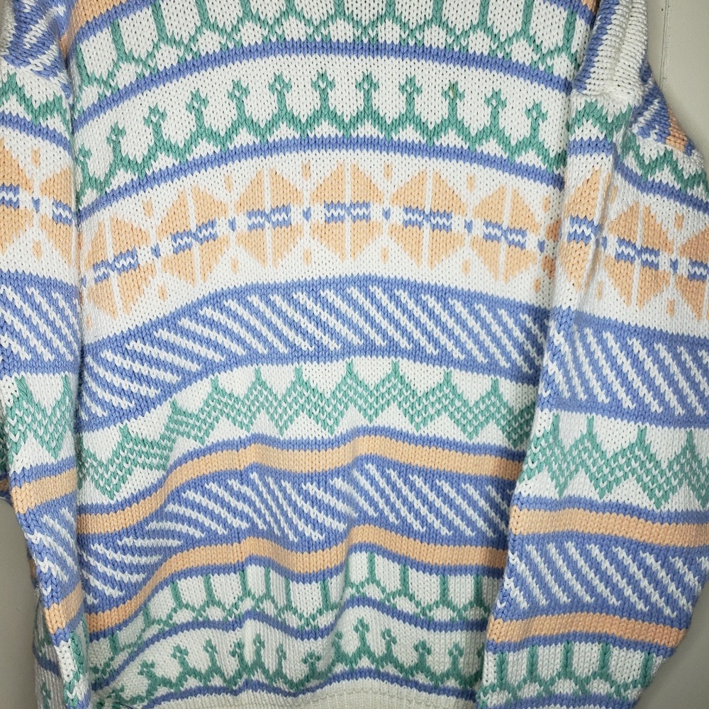 GAP Sweater - Picture 3 of 6